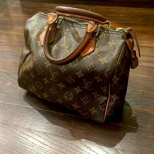 Authentic Louis Vuitton Speedy 25 Bag